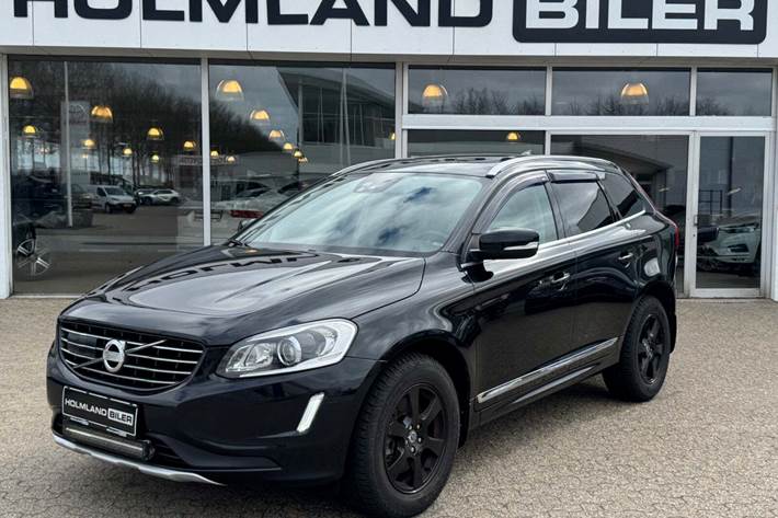Sort Volvo XC60 fra 2014 set udefra