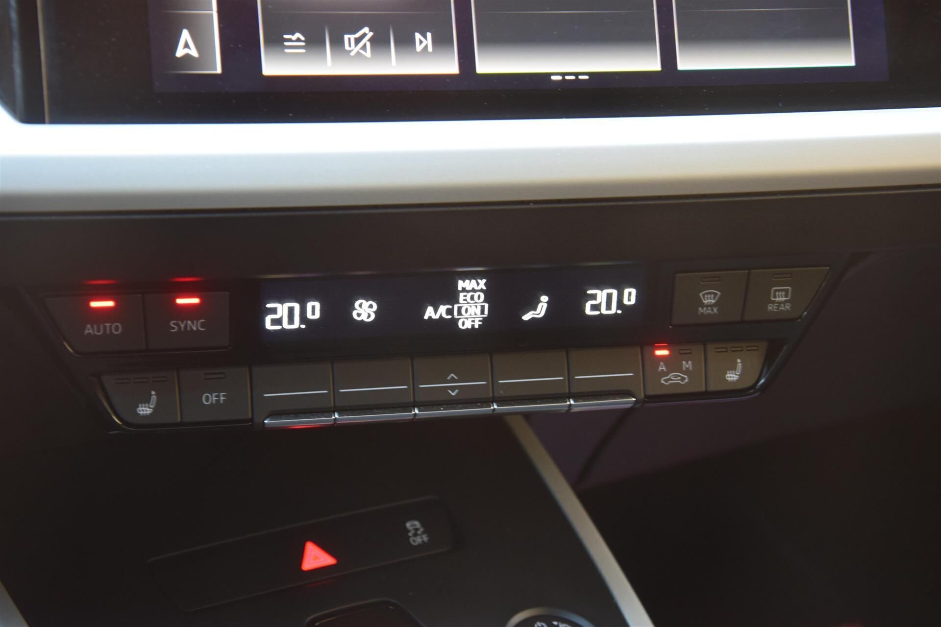 Grå Audi Q4 fra 2022