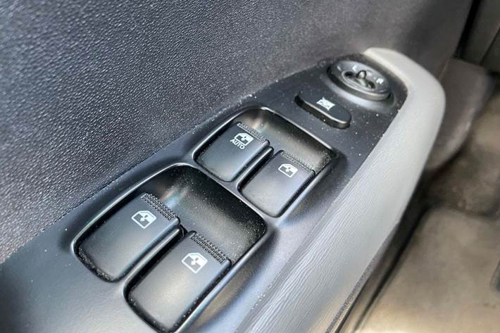 Rød Hyundai i10 fra 2009