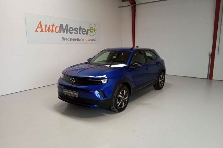 Blå Opel Mokka-e fra 2025