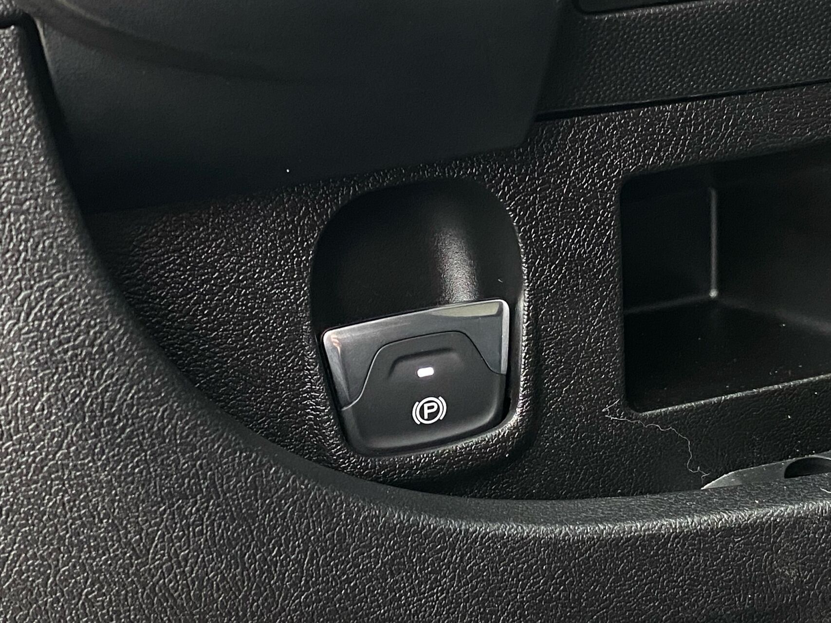 Grå Fiat Ducato fra 2027
