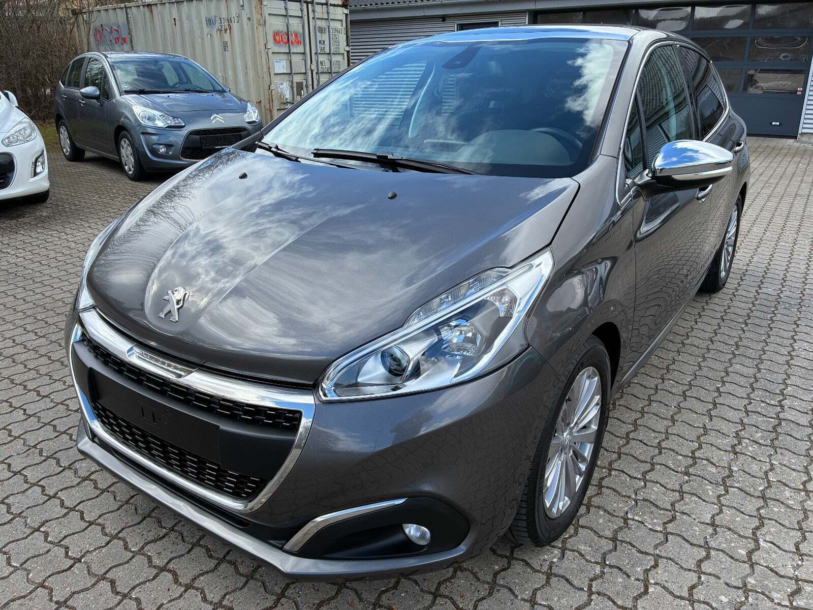Peugeot 208 1,6 BlueHDi 100 Allure Sky