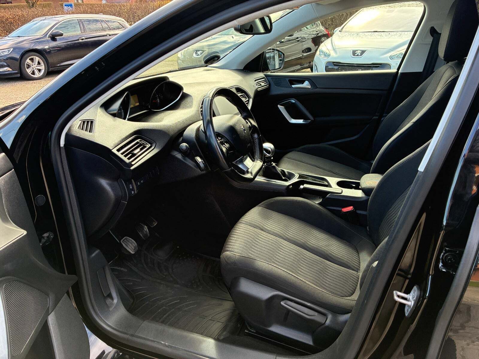 Peugeot 308 1,6 BlueHDi 120 Active SW