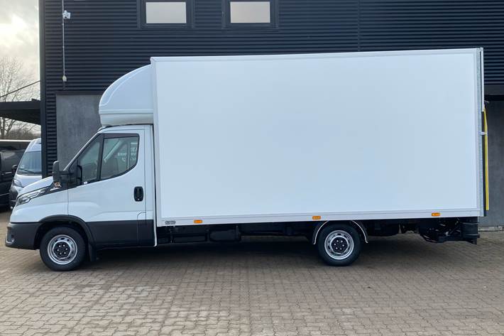 Hvid Iveco Daily fra 2026