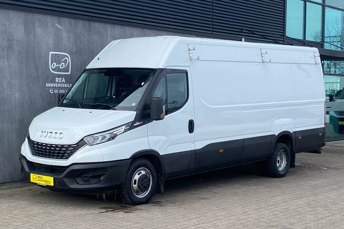Hvid Iveco Daily fra 2021