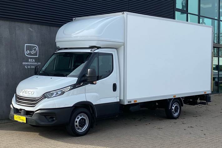 Hvid Iveco Daily fra 2025