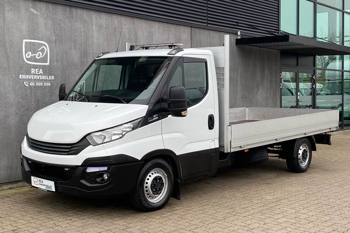 Hvid Iveco Daily fra 2018