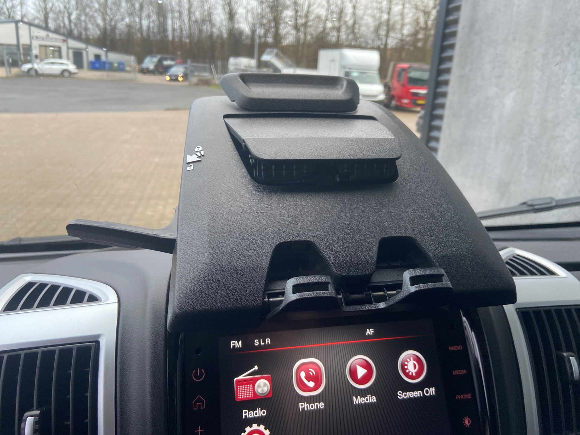 Hvid Fiat E-Ducato fra 2021