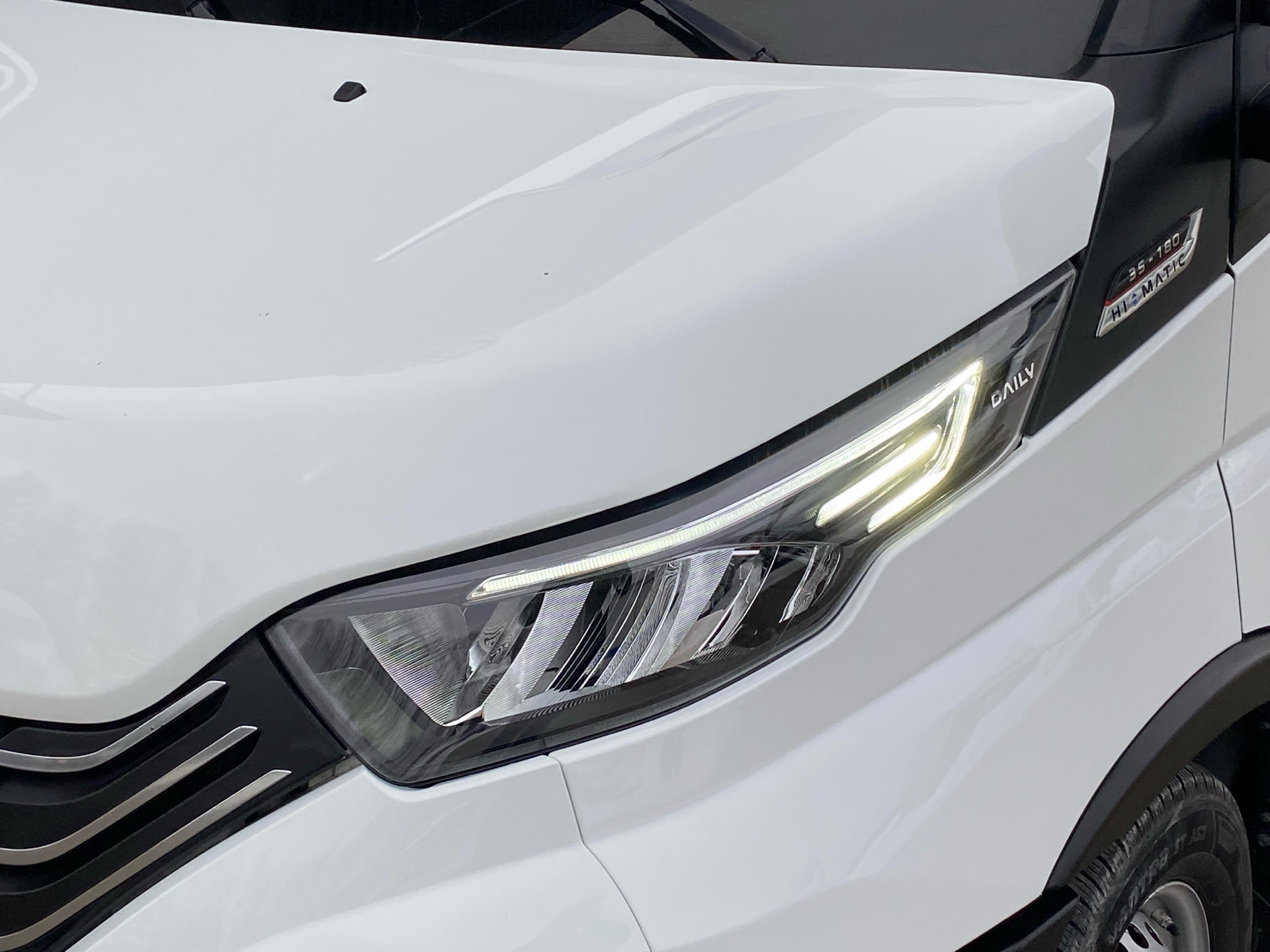 Iveco Daily 3,0 35S18 3750mm D 180HK Ladv./Chas. 8g Aut.