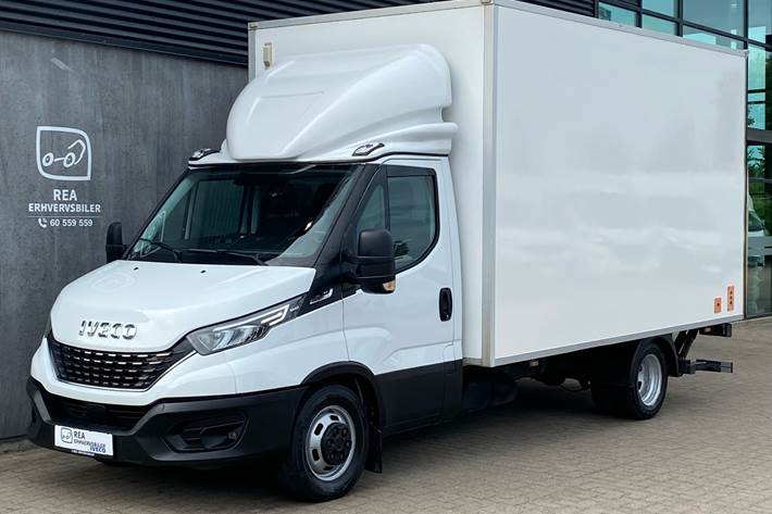 Hvid Iveco Daily fra 2021