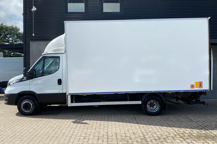 Hvid Iveco Daily fra 2021