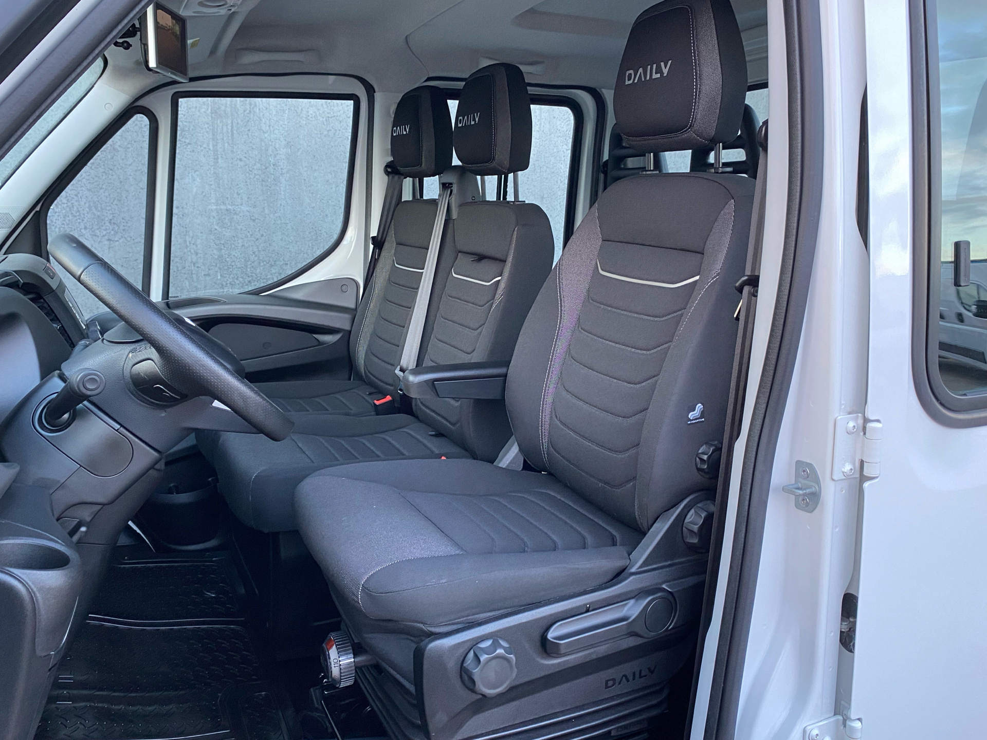 Hvid Iveco Daily fra 2025