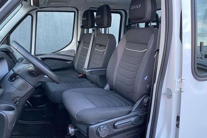 Hvid Iveco Daily fra 2025