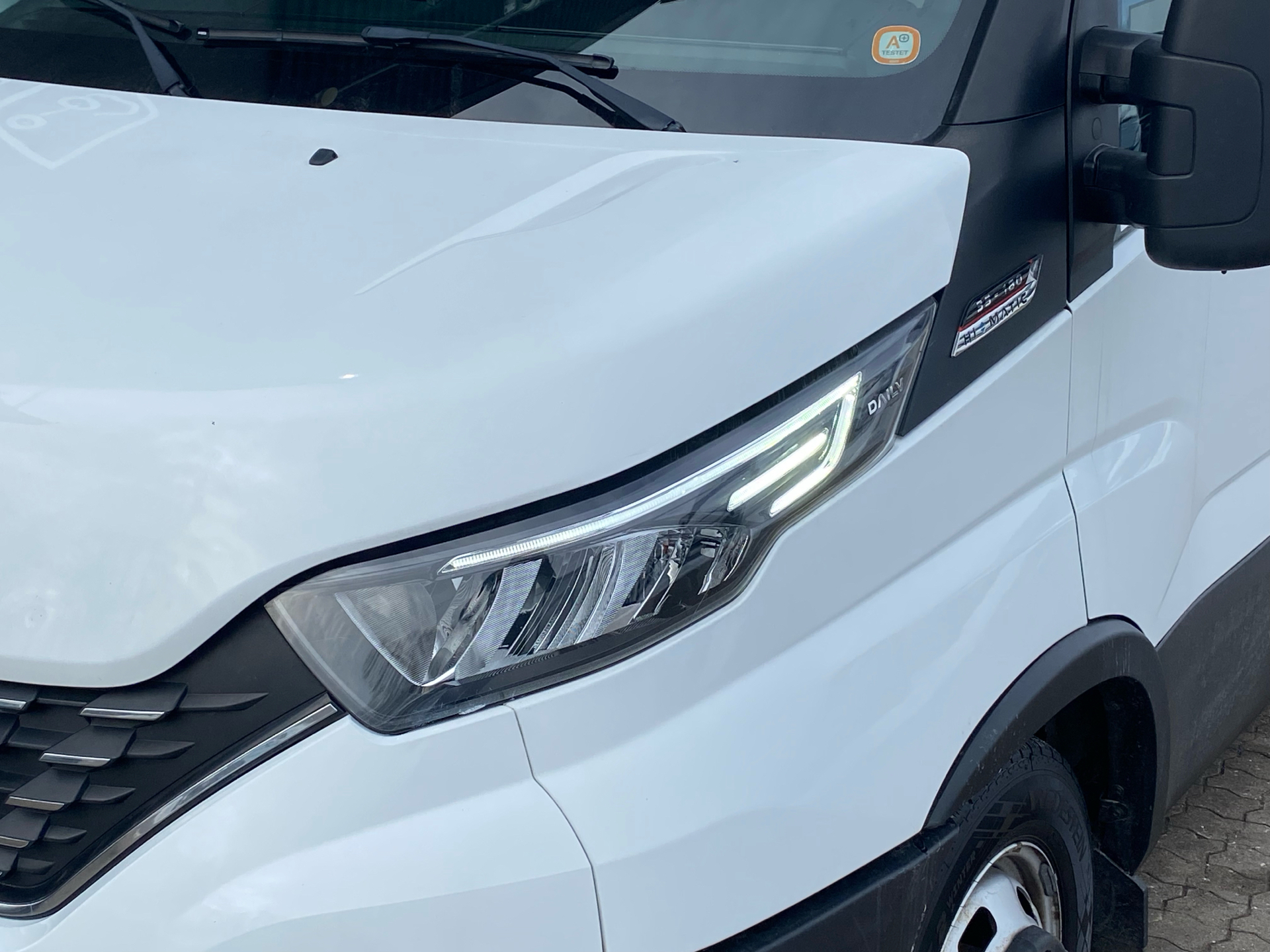 Iveco Daily 3,0 35C18 16m3 D Hi-Matic 180HK Van 8g Aut.