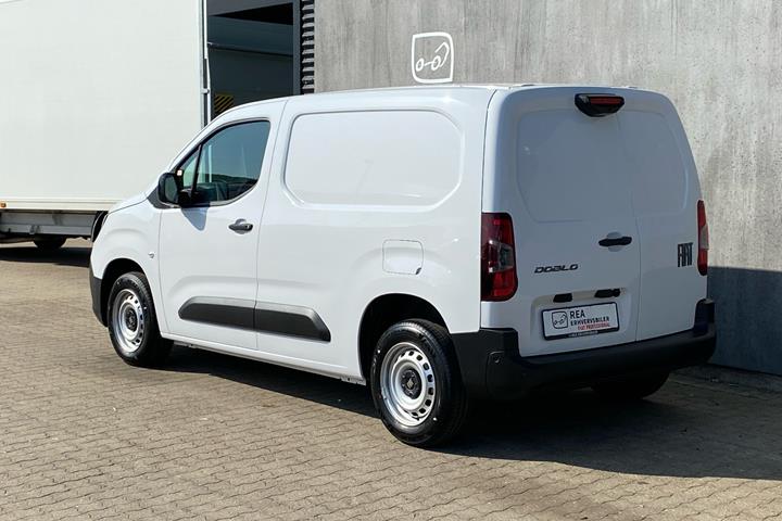 Hvid Fiat Doblò fra 2025