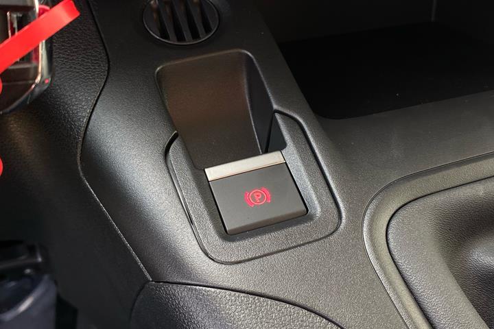 Hvid Fiat Doblò fra 2025