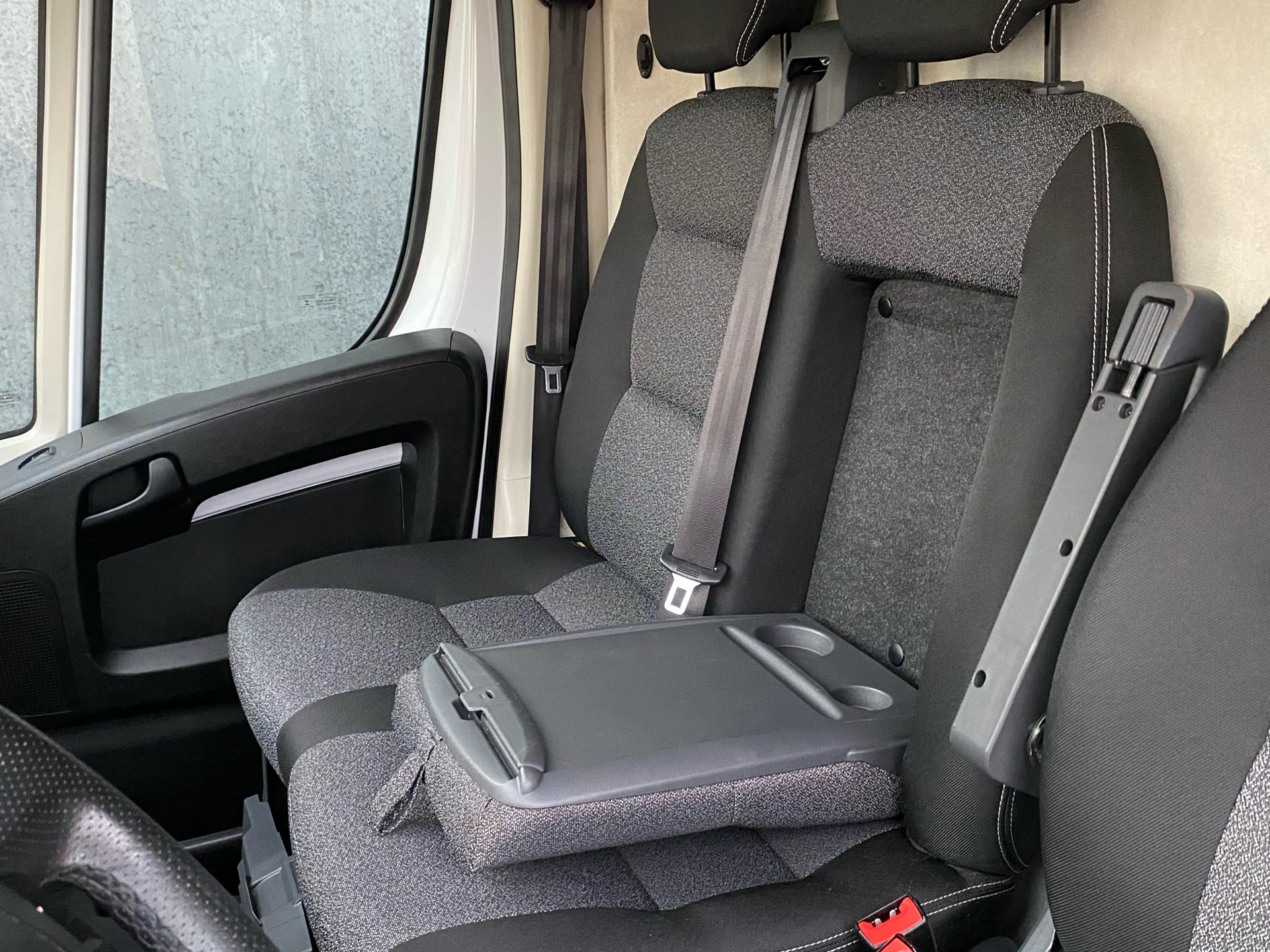 Hvid Fiat Ducato fra 2021