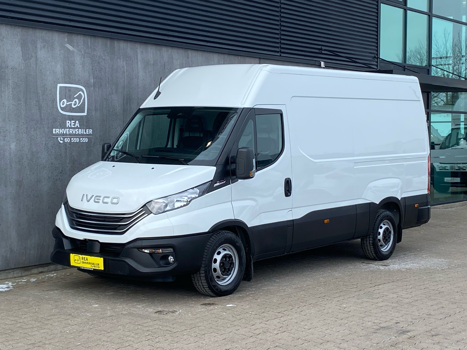 Iveco Daily 3,0 35S18 12m3 D 180HK Van 8g Aut.