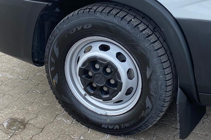 Hvid Iveco Daily fra 2025