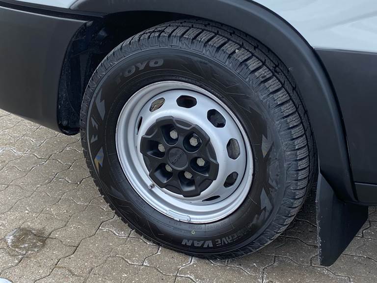 Iveco Daily 3,0 35S18 12m3 D 180HK Van 8g Aut.