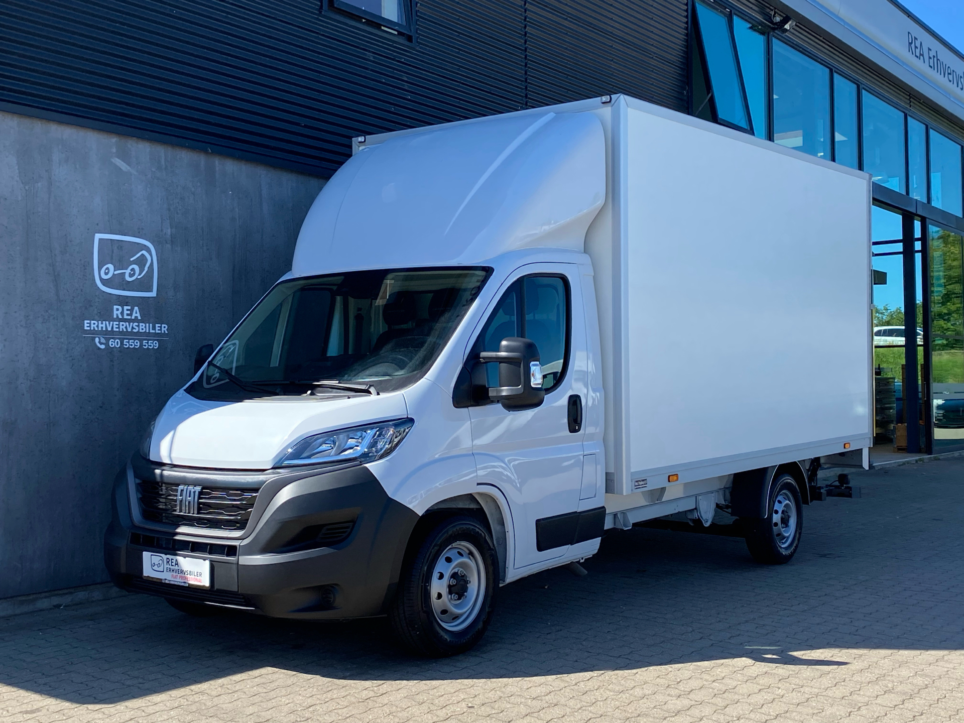 Hvid Fiat Ducato fra 2024