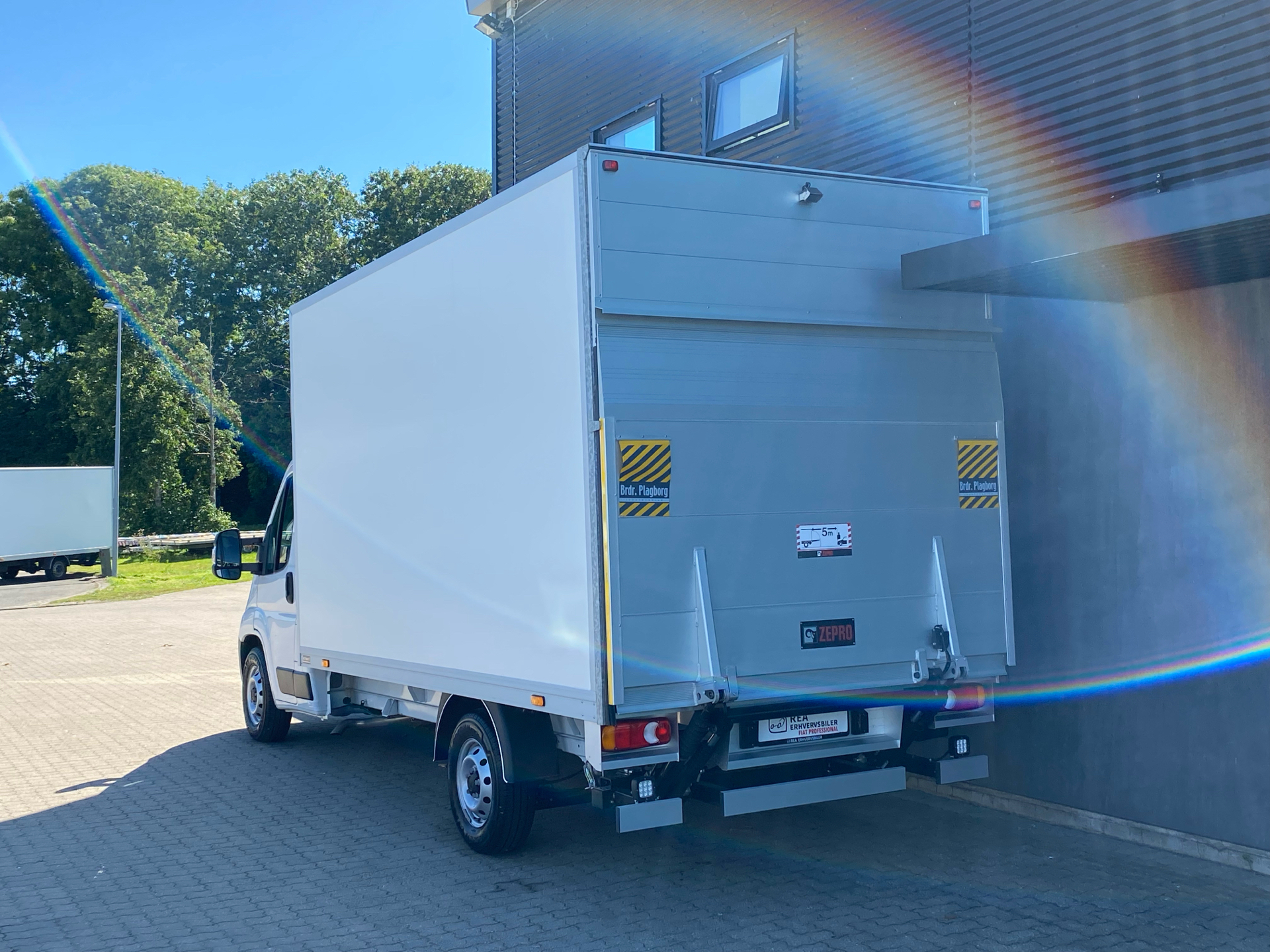 Hvid Fiat Ducato fra 2024