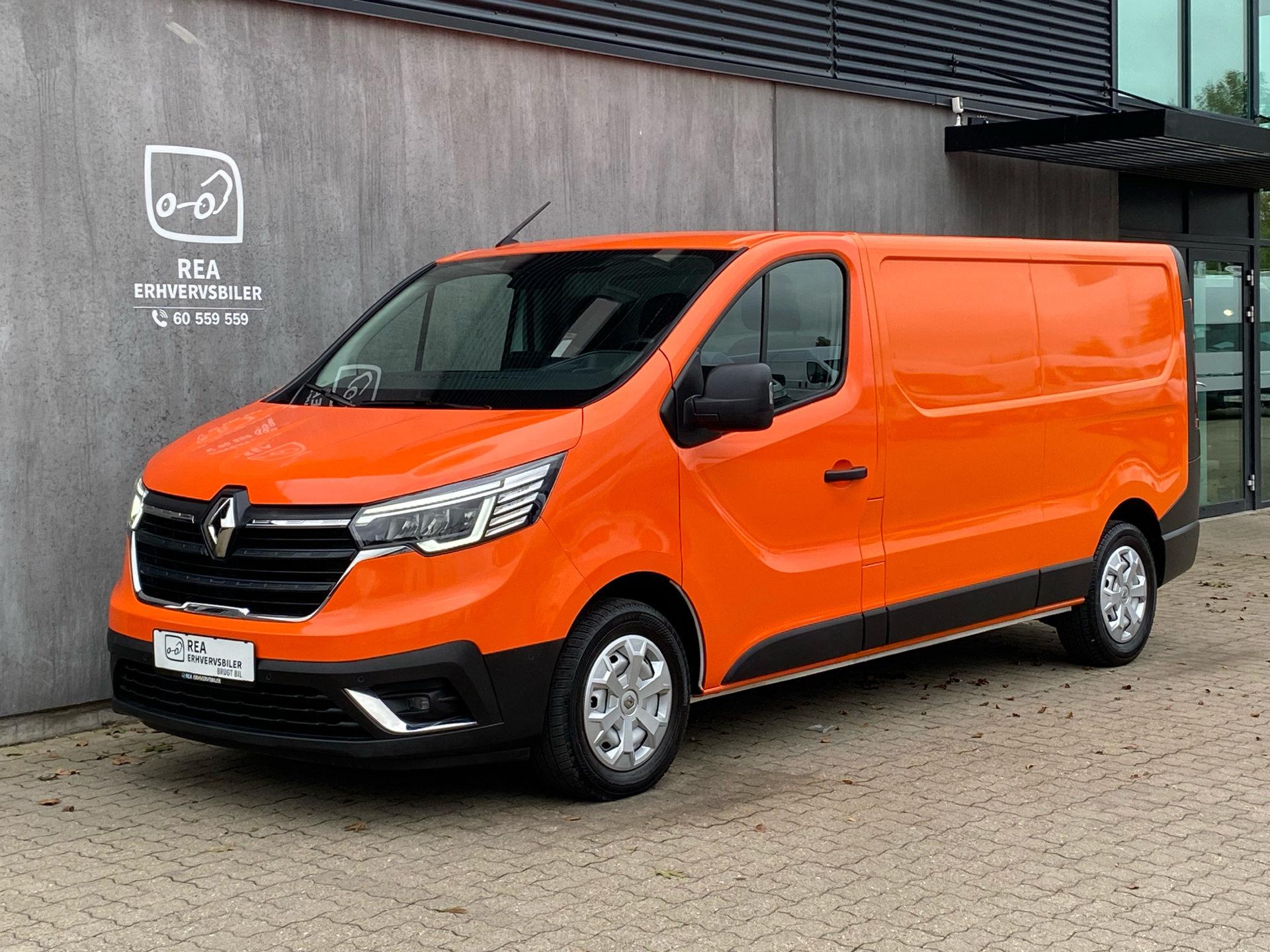 Renault Trafic 2,0 L2H1 DCI start/stop EDC 150HK Van 6g Aut.