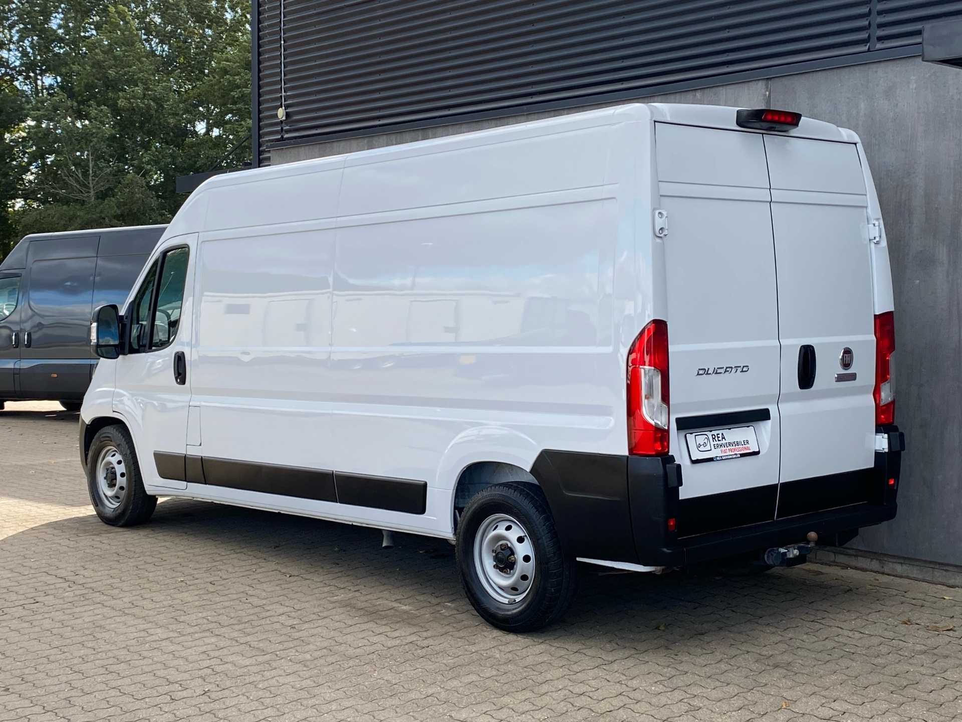 Hvid Fiat Ducato fra 2023