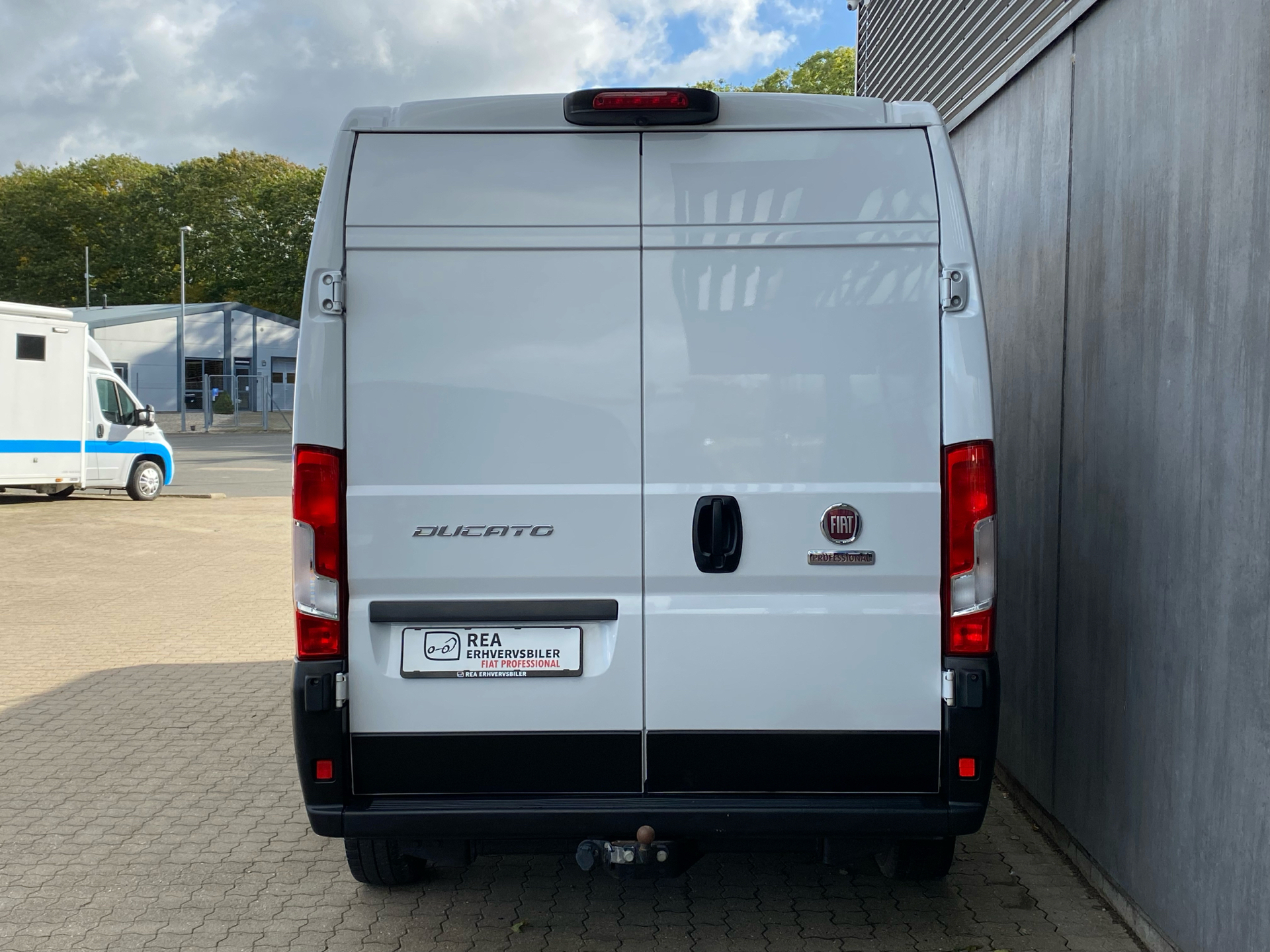 Fiat Ducato 2,2 35 L3H2 MJT Professional Plus 140HK Van 9g Aut.