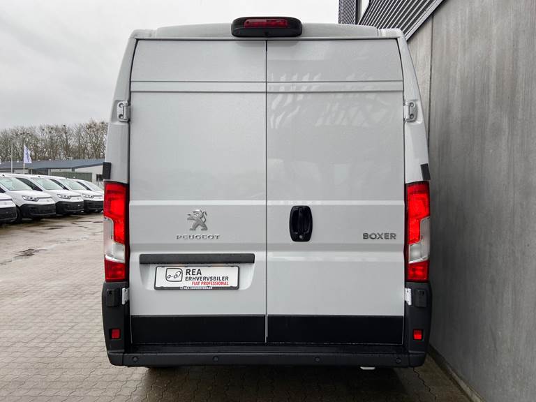 Peugeot Boxer 2,2 335 L3H2 BlueHDi Premium 140HK Van 6g