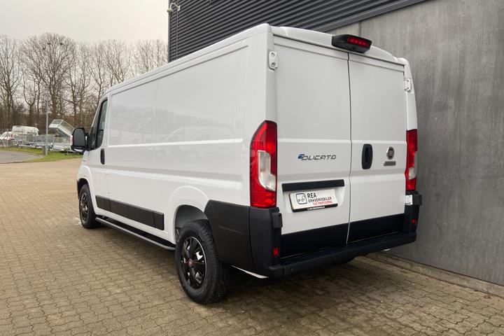 Hvid Fiat E-Ducato fra 2021