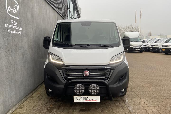 Hvid Fiat E-Ducato fra 2021