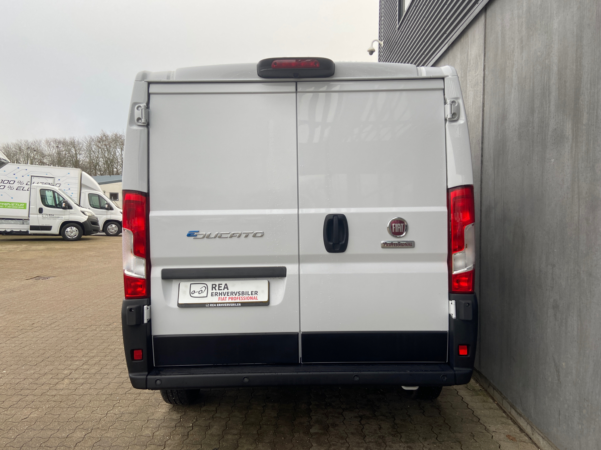 Fiat E-Ducato 35 Maxi L2H1 EL 122HK Van Aut.