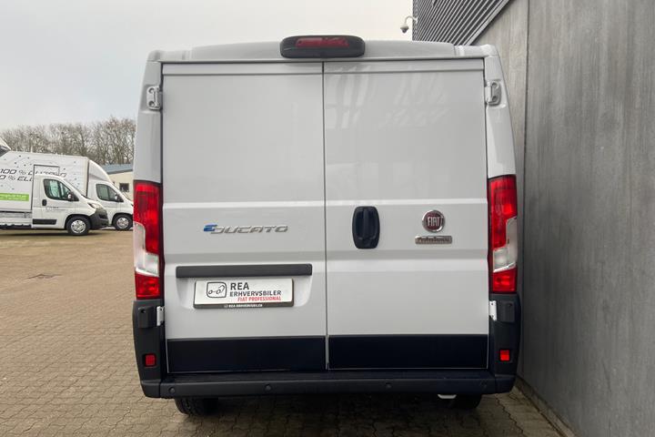 Hvid Fiat E-Ducato fra 2021