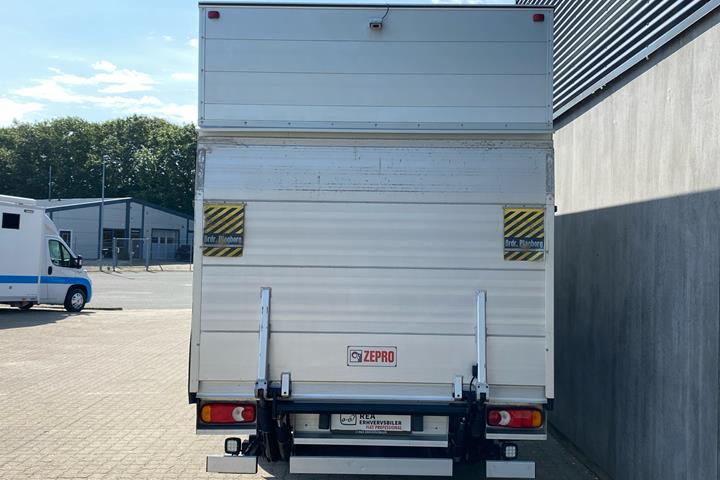 Hvid Fiat Ducato fra 2019