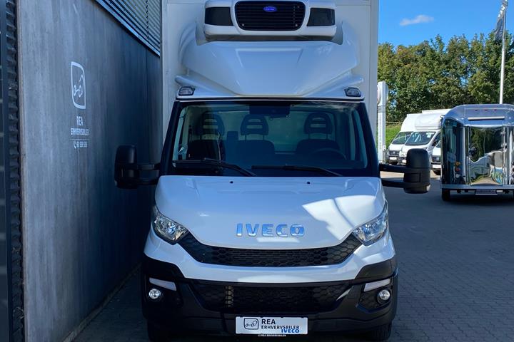 Hvid Iveco Daily fra 2016