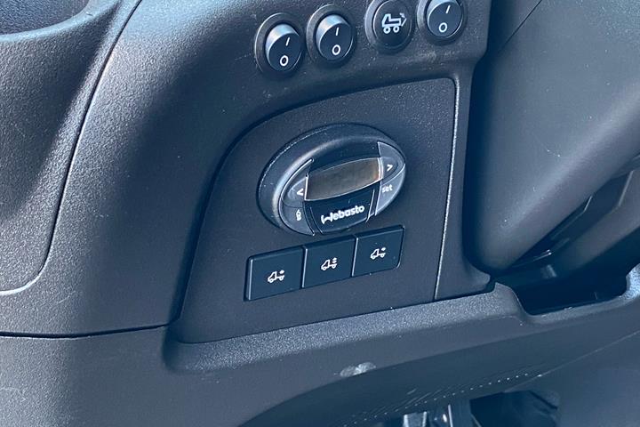Hvid Iveco Daily fra 2016