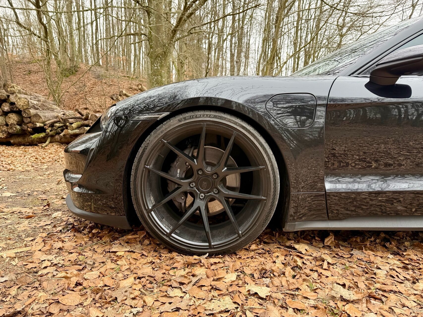 Porsche Taycan EL 326HK 4d Aut.