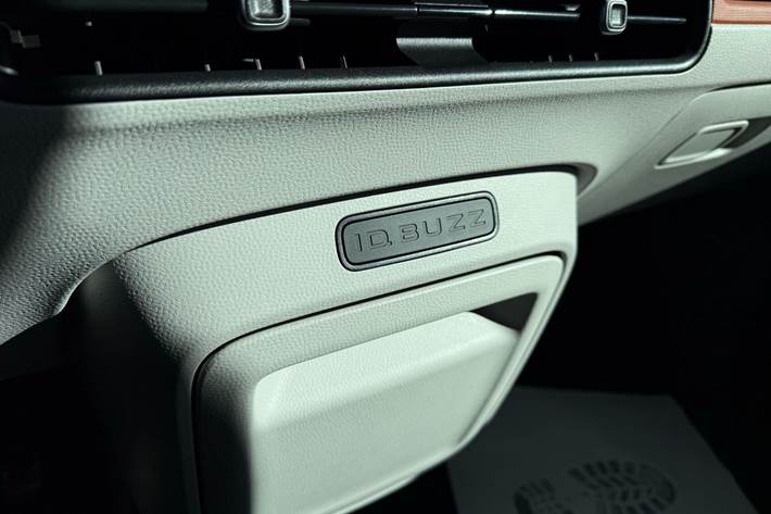 Orange VW ID.Buzz fra 2023