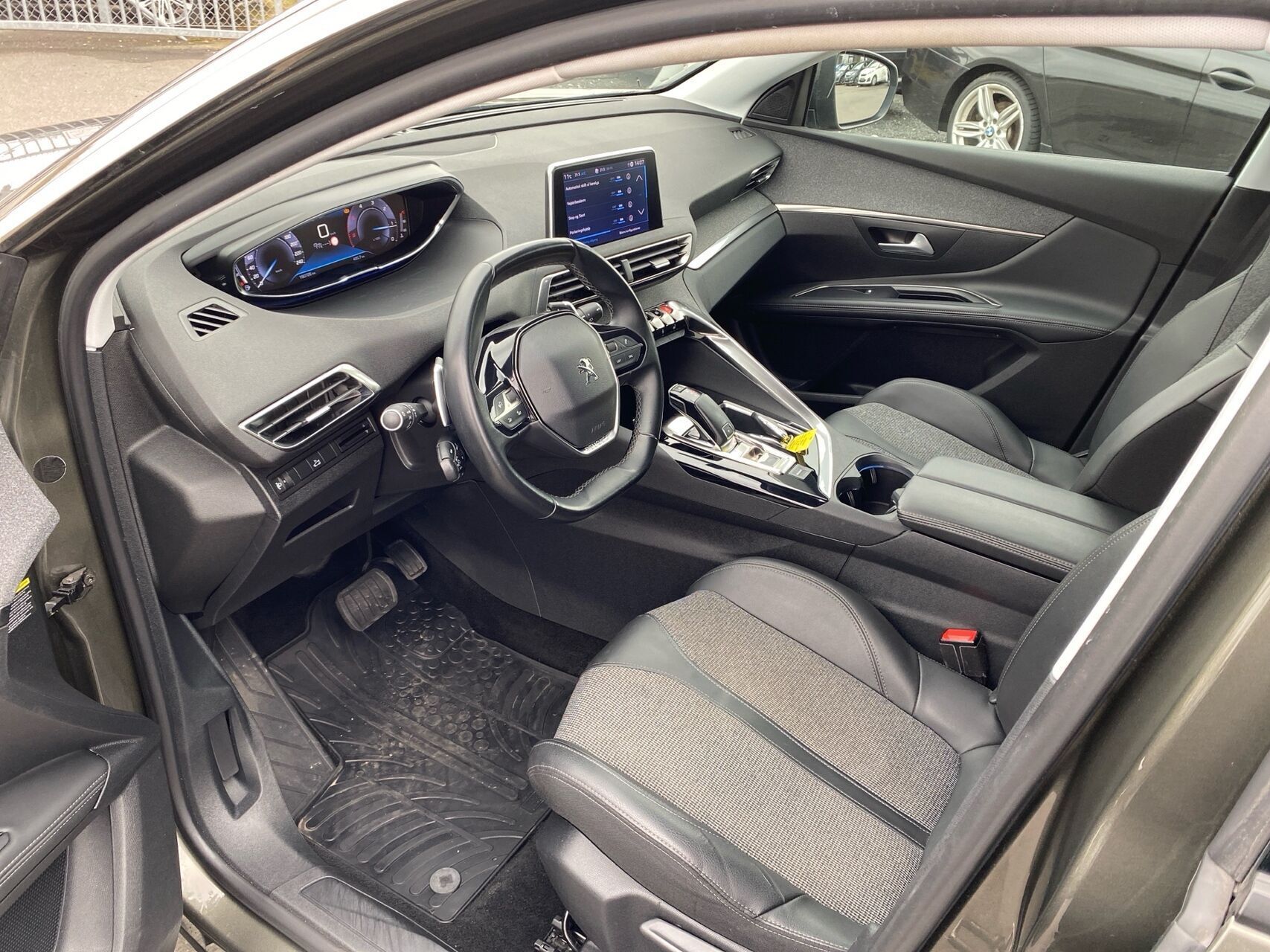 Peugeot 5008 1,5 BlueHDi Allure EAT8 130HK 5d 8g Aut.