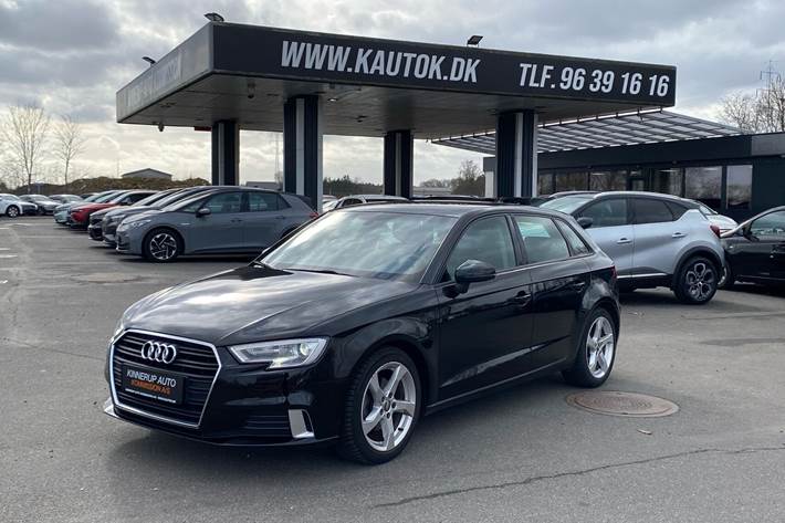 Sort Audi A3 fra 2016 set udefra
