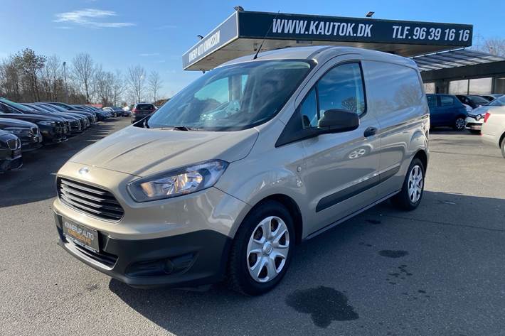 undefined Ford Transit Courier fra 2017 set udefra