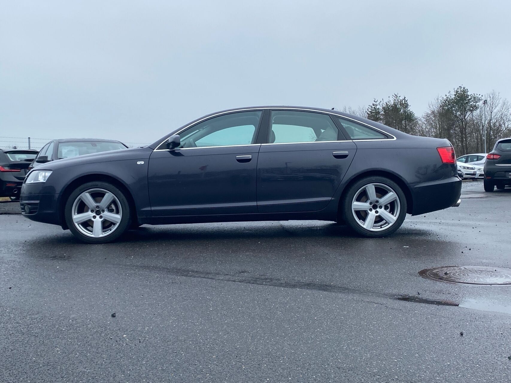 Audi A6 2,4 Limousine 177HK