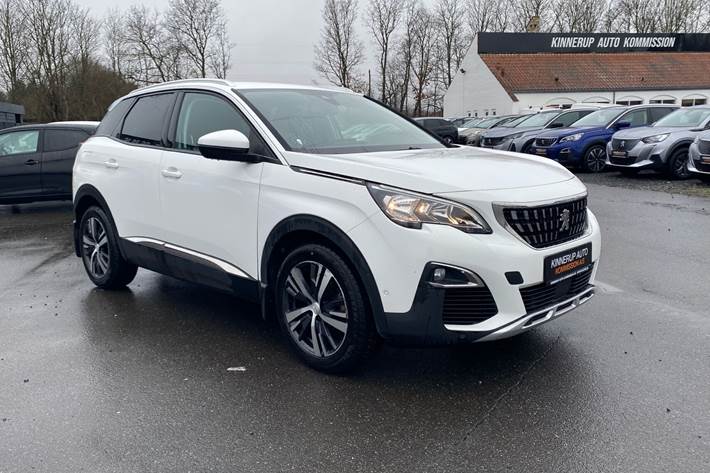 Hvid Peugeot 3008 fra 2018