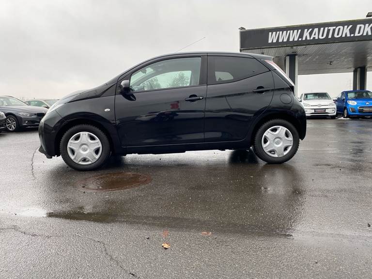 Toyota Aygo 1,0 VVT-I X-Black 69HK 5d