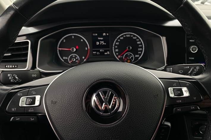 Grå VW Polo fra 2019