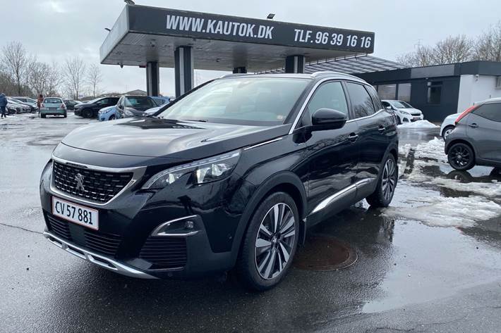 Sort Peugeot 3008 fra 2020 set udefra