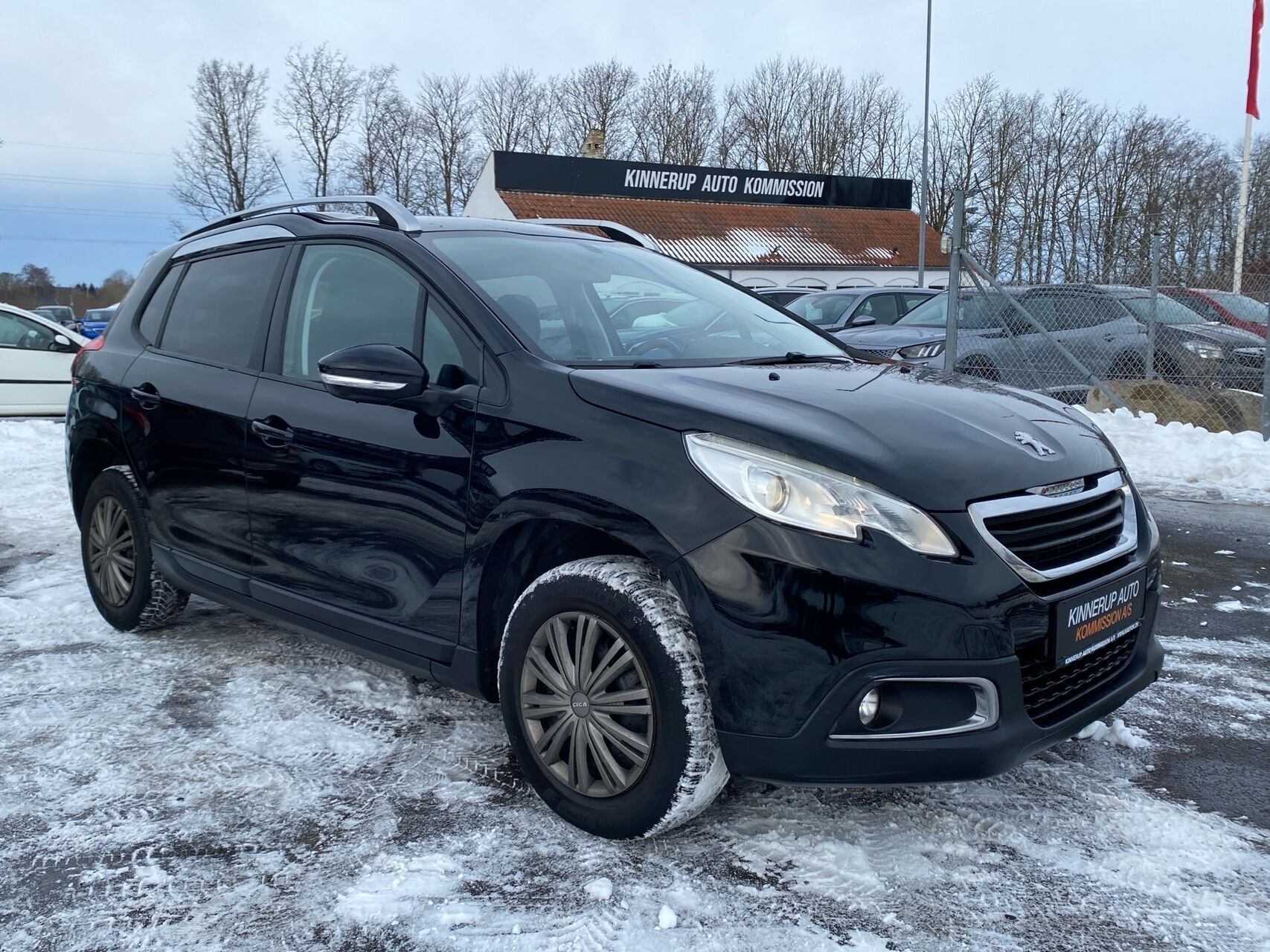Peugeot 2008 1,2 VTi Active 82HK