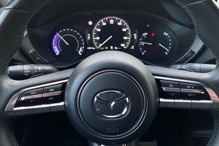 Rød Mazda MX-30 fra 2020