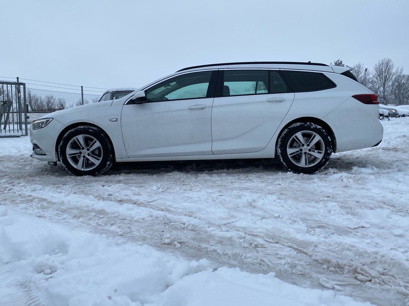 Opel Insignia 1,6 Sports Tourer CDTI Edition 136HK Stc 6g Aut.